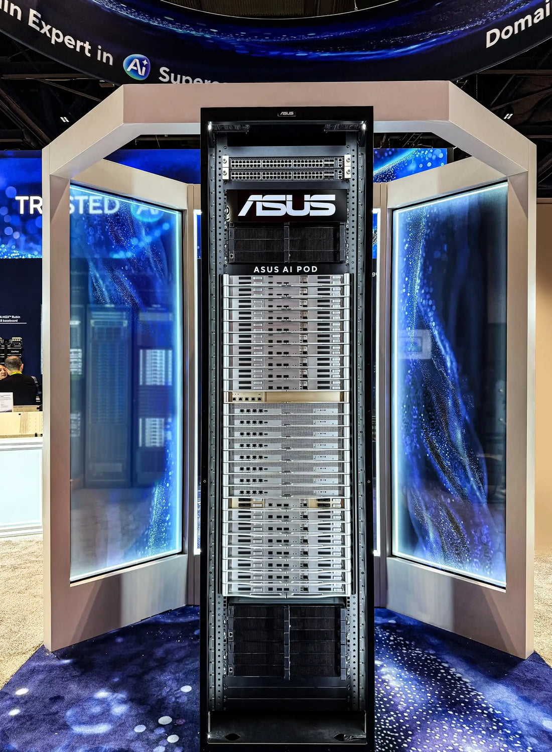 ASUSがNVIDIA Vera Rubin採用の液冷AIインフラを発表、ラックスケールからエッジまで一貫対応