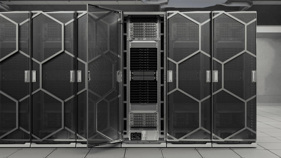 デル・テクノロジーズがDell PowerEdge XE8812を発表、最大144基のGPUに対応するサーバー